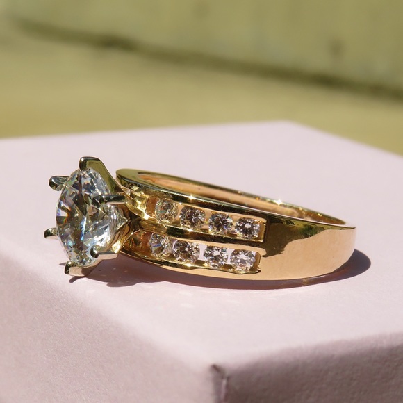 Diamonique 14k yellow gold 6 prong brilliant CZ ring size 7.75 - Picture 3 of 11